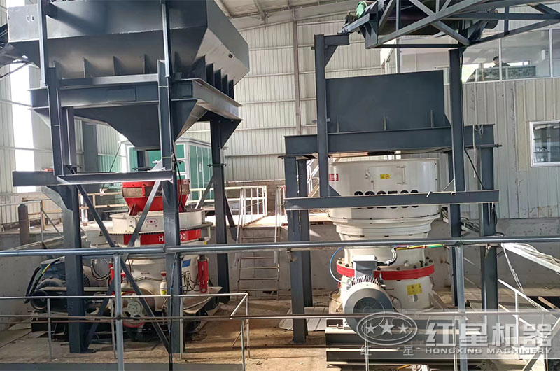 液壓圓錐破碎機現場 液壓圓錐破碎機現場